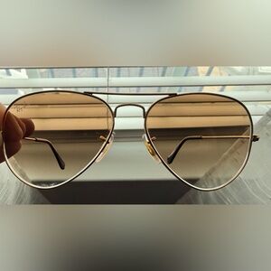 Ray-Ban Gold Frame Aviator Sunglasses